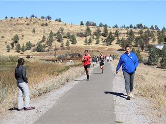 Runners running