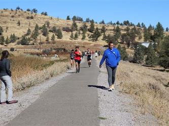 Runners running