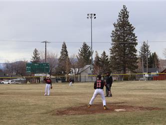 baseball players playing catch